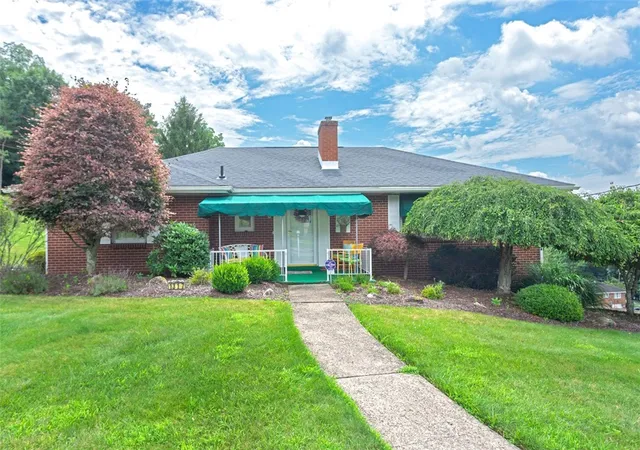 Homes for sale in N Franklin Twp, PA | 1317 Clifton Road, N Franklin Twp, PA 15301 | MLS# 1764236
