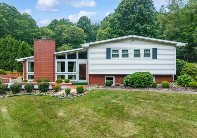 1st image of 515 Austraw Rd, Ligonier Twp, PA 15658 | MLS# 1764363