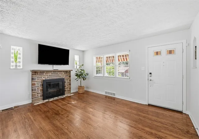 5th image of 157 Pennsylvania Ave, Bridgeville, PA 15017 | MLS# 1764371