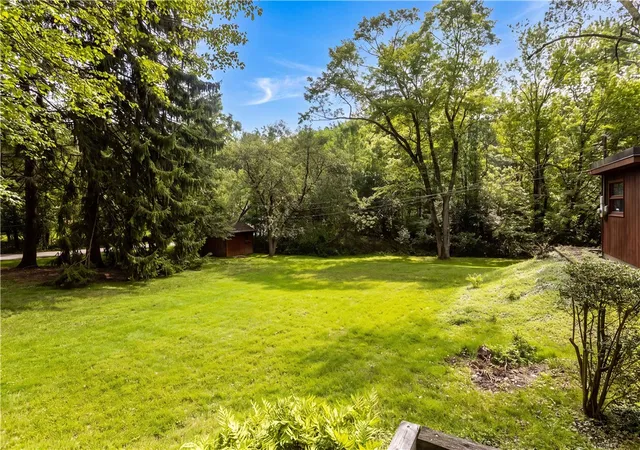 Homes for sale in Bradford Woods, PA | 136 Bradford Rd, Bradford Woods, PA 15015 | MLS# 1764390