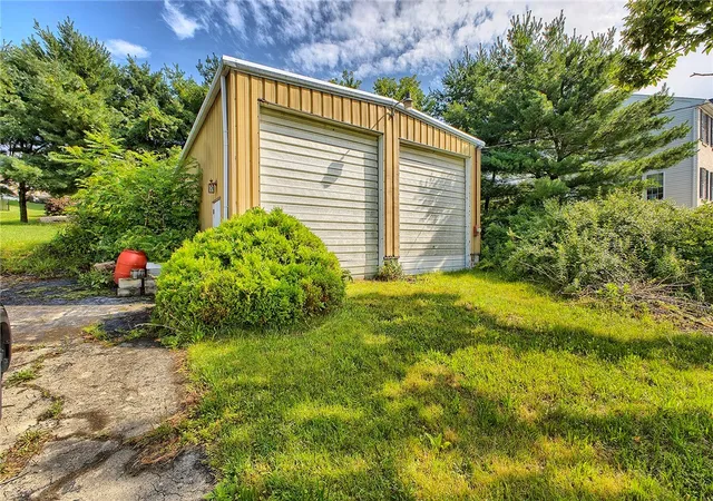 2nd image of 888 Bovard Luxor Road, Greensburg, PA 15601 | MLS# 1764301
