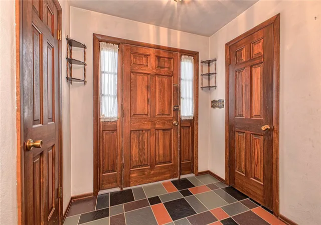 3rd image of 112 Friendship Lane, Greensburg, PA 15601 | MLS# 1764424