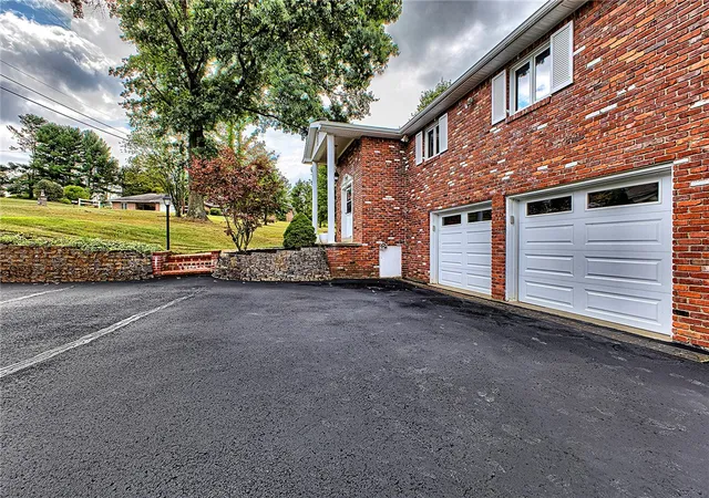 43rd image of 112 Friendship Lane, Greensburg, PA 15601 | MLS# 1764424