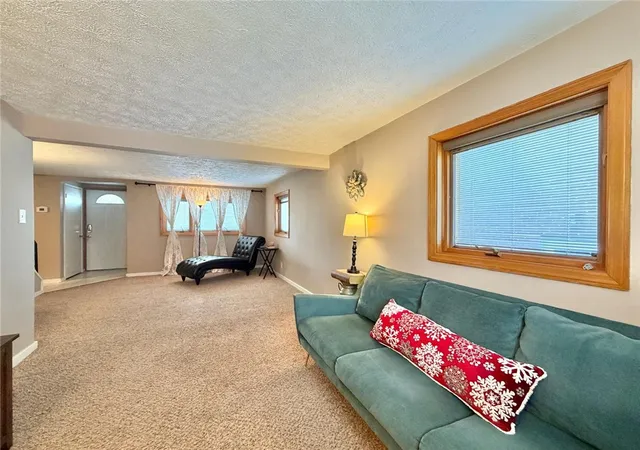 Photo 3 of Single family home for sale at 4289 Glen Lytle Rd, Pittsburgh, PA 15217 | MLS# 1764436 | Listing updated on 2026-07-19