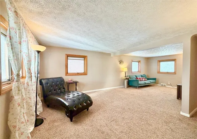 Photo 4 of Single family home for sale at 4289 Glen Lytle Rd, Pittsburgh, PA 15217 | MLS# 1764436 | Listing updated on 2026-07-19