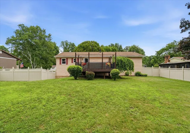 4th image of 141 Heather Dr, Twp Of But Nw, PA 16001 | MLS# 1764450