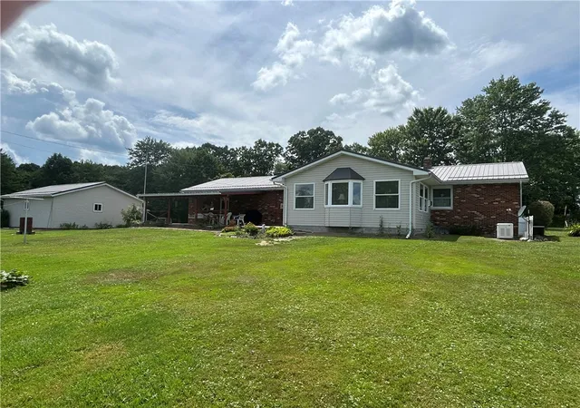 Photo 2 of Single family home for sale at 165 Probst Rd, Greenville, PA 16125 | MLS# 1764454 | Listing updated on 2026-07-25