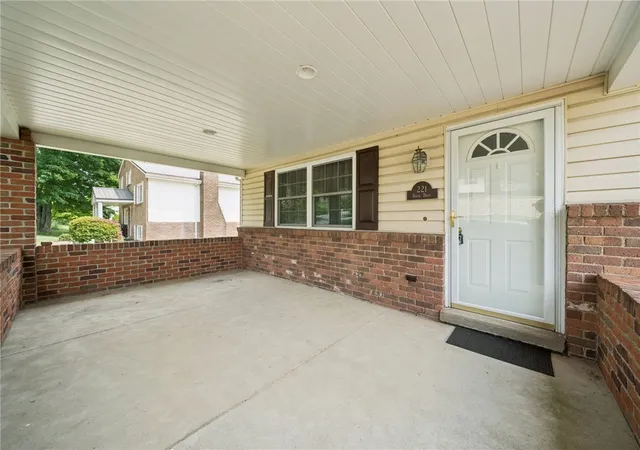 4th image of 221 David Dr, Delmont, PA 15626 | MLS# 1764302