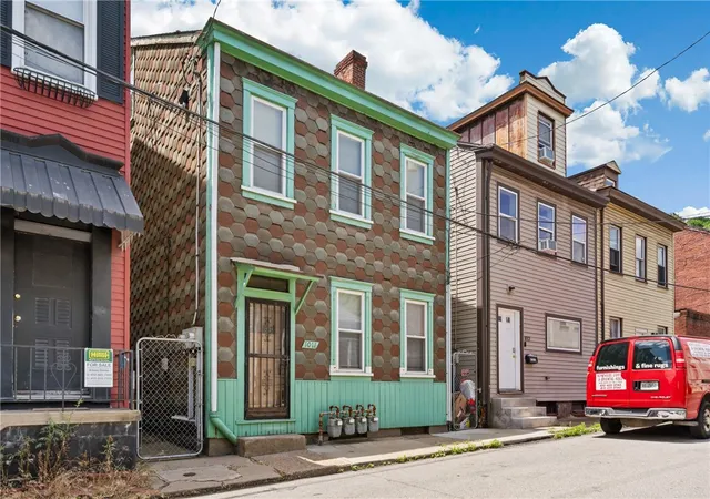 2nd image of 1011 Constance St, Pittsburgh, PA 15212 | MLS# 1758349