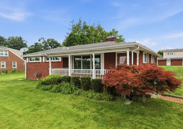 2nd image of 2913 Conway Wallrose Road, Baden, PA 15005 | MLS# 1764465