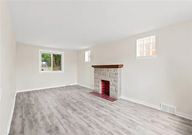 Photo 3 of Single family home for sale at 1468 Steuben St, Crafton Heights, PA 15205 | MLS# 1764482 | Listing updated on 2026-08-03