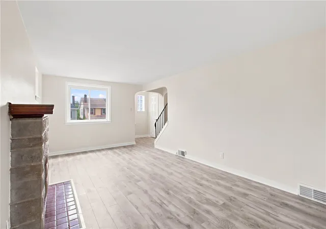 Photo 4 of Single family home for sale at 1468 Steuben St, Crafton Heights, PA 15205 | MLS# 1764482 | Listing updated on 2026-08-03