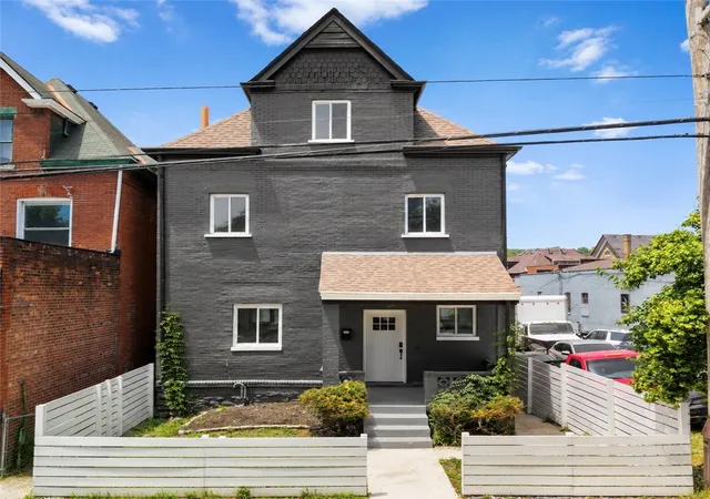 Homes for sale in Highland Park, PA | 731 Mellon St, Highland Park, PA 15206 | MLS# 1763351