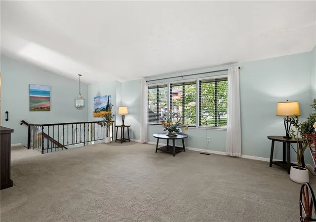 Photo 3 of Single family home for sale at 467 Hunting Crk Rd, North Strabane, PA 15317 | MLS# 1764234 | Listing updated on 2026-10-07