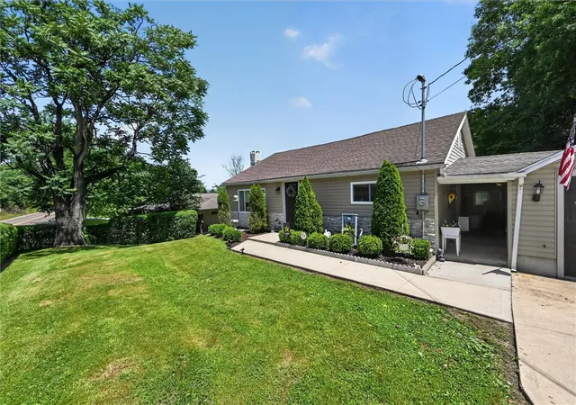 2nd image of 866 Pizza Barn Rd, Derry Twp, PA 15717 | MLS# 1764528