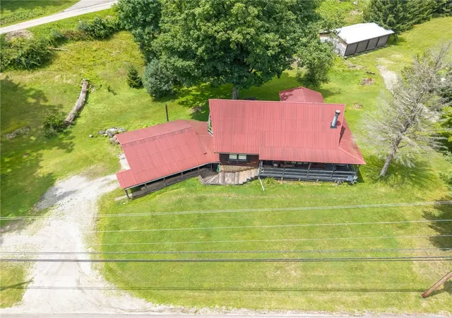 45th image of 433 White School Road, Greensburg, PA 15601 | MLS# 1764543