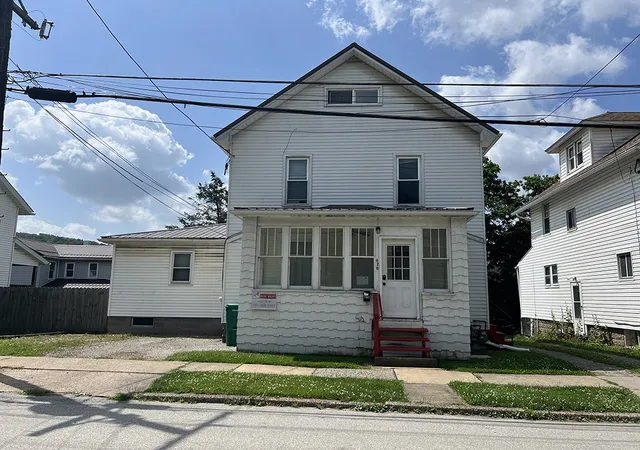 2nd image of 626 628 Locust Street, Indiana, PA 15701 | MLS# 1764496