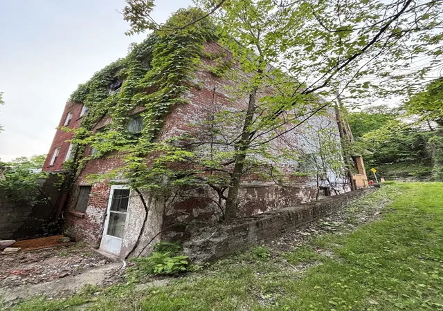 19th image of 1101 Woods Run Ave, Pittsburgh, PA 15212 | MLS# 1764421