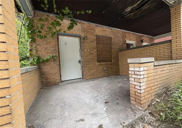 2nd image of 1101 Woods Run Ave, Pittsburgh, PA 15212 | MLS# 1764421