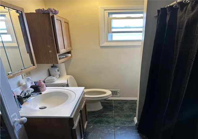 4th image of 719 Anderson St, New Kensington, PA 15068 | MLS# 1764602