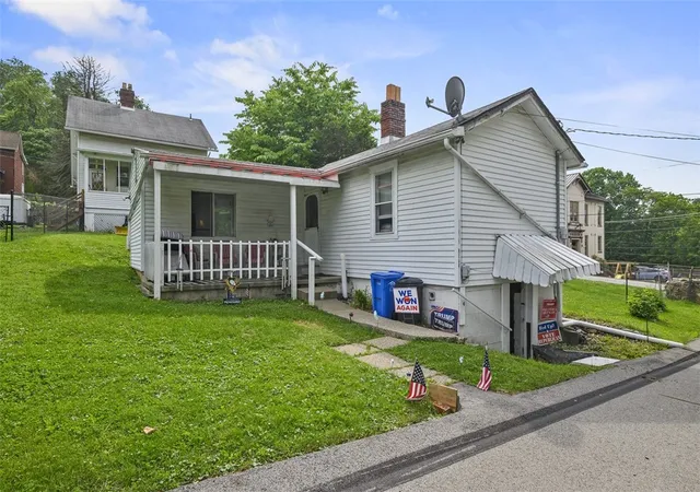 Photo 3 of Single family home for sale at 11839 Crockett St, Larimer, PA 15647 | MLS# 1764658 | Listing updated on 2026-09-01
