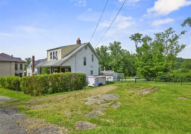 Photo 3 of Single family home for sale at 11839 Crockett St, Larimer, PA 15647 | MLS# 1764658 | Listing updated on 2026-09-01