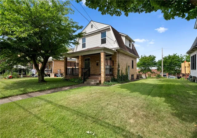 2nd image of 1427 Duss Ave, Ambridge, PA 15003 | MLS# 1764525