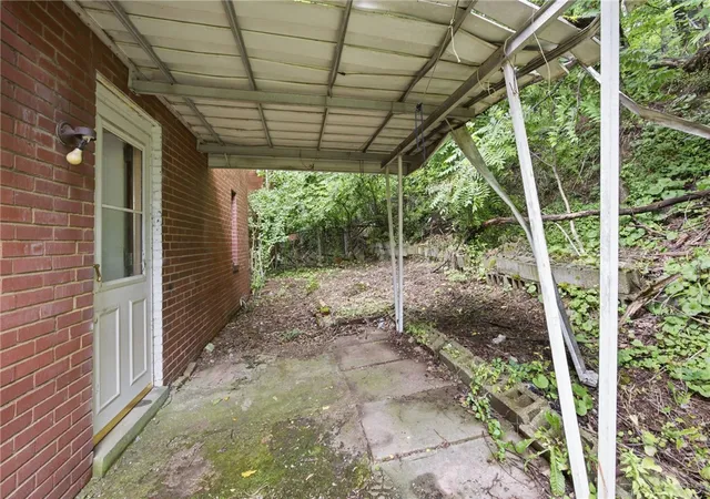 Homes for sale in Wilkinsburg, PA | 1391 Laketon Rd, Wilkinsburg, PA 15221 | MLS# 1764669