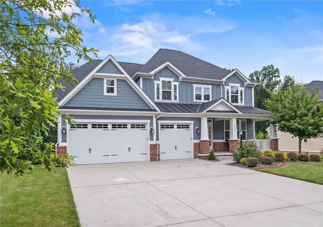 Homes for sale in Franklin Park, PA | 1907 Kimberly Ct, Franklin Park, PA 15143 | MLS# 1764217