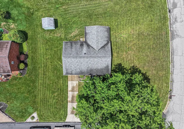 Homes for sale in Elizabeth Twp/boro, PA | 517 Moray Lane, Elizabeth Twp/boro, PA 15047 | MLS# 1764771