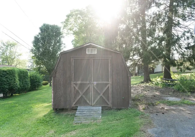 4th image of 614 Indian Rd, Clearfield, PA 16830 | MLS# 1763257