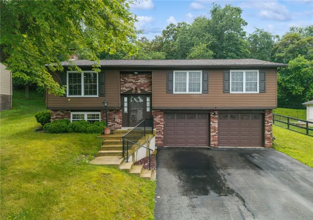 1st image of 34 Tami Dr, Hempfield Twp, PA 15601 | MLS# 1764326