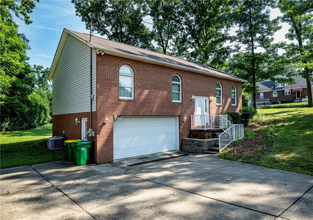 4th image of 4135 Hopewell Ave, Twp Of But Nw, PA 16001 | MLS# 1764798