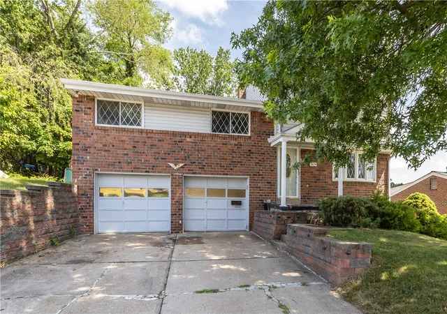 1st image of 5624 Tracy Dr, Bethel Park, PA 15236 | MLS# 1764477
