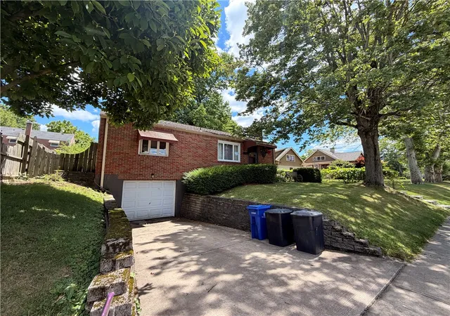 10th image of 657 Orchard Ave, Bridgeville, PA 15017 | MLS# 1764894