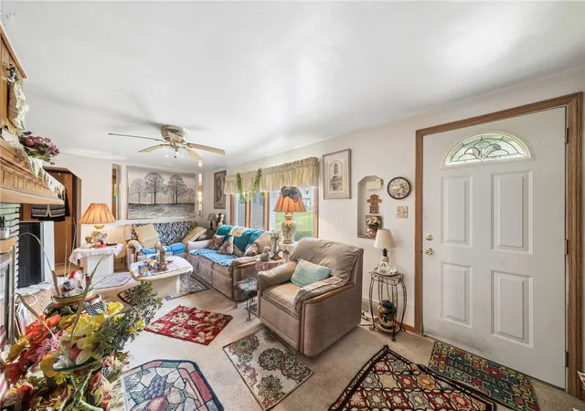 Homes for sale in West Homestead, PA | 1313 Laurel Hill Dr, West Homestead, PA 15120 | MLS# 1764893