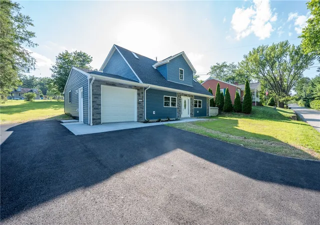 Photo 3 of Sale Pending at 1066 Schultz Rd, Unity Twp, PA 15650 | MLS# 1764721 | Listing updated on 2026-08-03