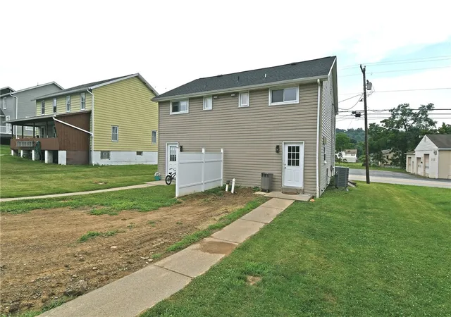 5th image of 401-403 Georgetown Road, Cecil, PA 15055 | MLS# 1764438