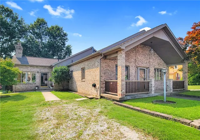 Photo 3 of Sale Pending at 148 Speer St, Mc Kees Rocks, PA 15136 | MLS# 1764911 | Listing updated on 2026-07-23