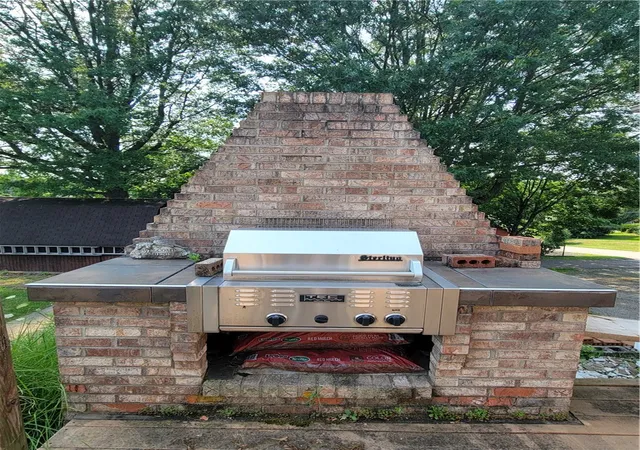 Photo 5 of Sale Pending at 148 Speer St, Mc Kees Rocks, PA 15136 | MLS# 1764911 | Listing updated on 2026-07-23
