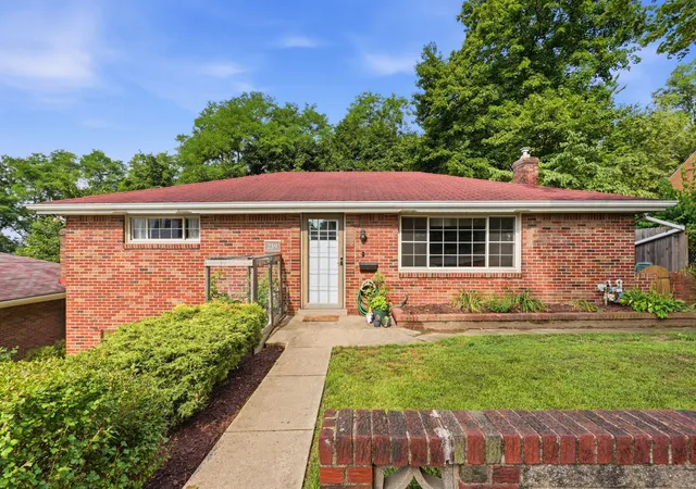 Homes for sale in Bellevue, PA | 259 Woods Avenue, Bellevue, PA 15202 | MLS# 1764928