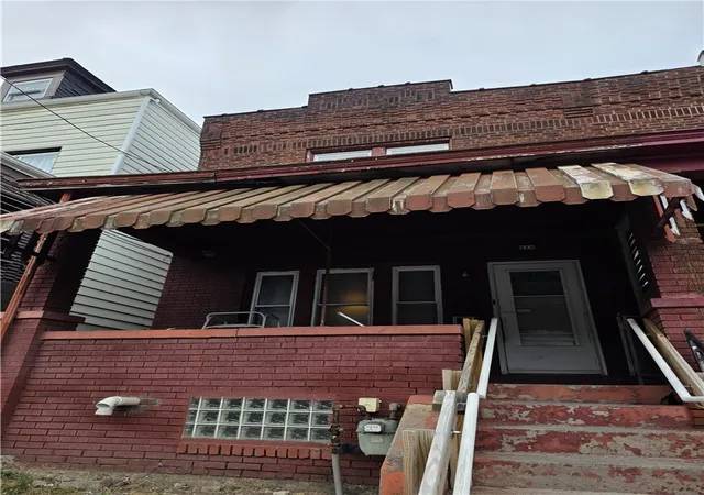 Photo 1 of Townhouse for sale at 918 Anaheim, Pittsburgh, PA 15219 | MLS# 1764931 | Listing updated on 2026-07-15
