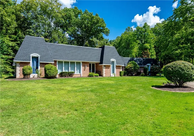 1st image of 3707 Guilford Dr, Fairview Twp, PA 16506 | MLS# 1764937