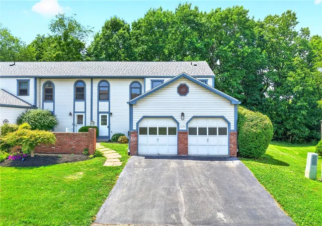 1st image of 1142 Valleyview Dr, Cecil, PA 15055 | MLS# 1764898