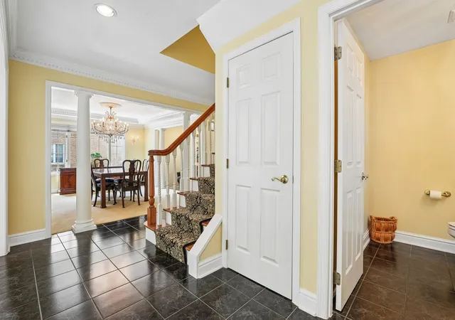 Homes for sale in Franklin Park, PA | 2135 S Huntington Ct S, Franklin Park, PA 15090 | MLS# 1764974
