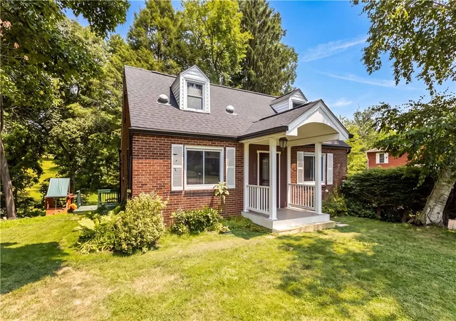 3rd image of 8680 Winchester Dr, Pittsburgh, PA 15237 | MLS# 1764470