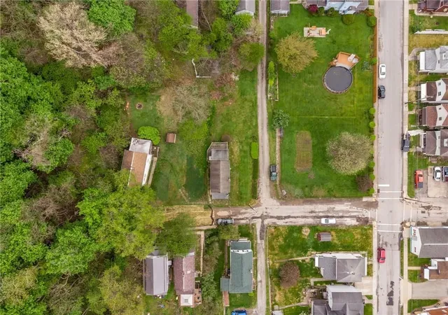 Homes for sale in East Vandergrift, PA | 312 Harrison Ave, East Vandergrift, PA 15629 | MLS# 1765010