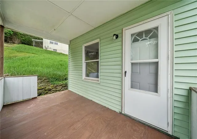 Homes for sale in East Vandergrift, PA | 312 Harrison Ave, East Vandergrift, PA 15629 | MLS# 1765010