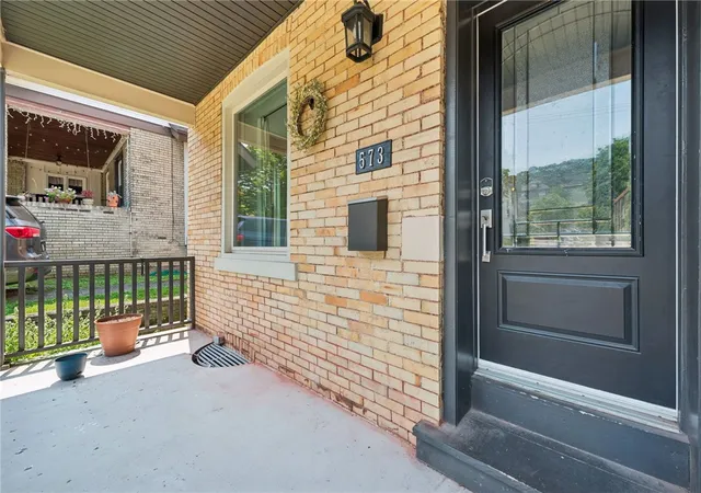 Homes for sale in Bellevue, PA | 573 Dawson Avenue, Bellevue, PA 15202 | MLS# 1764829