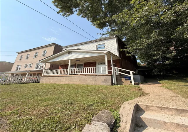 Homes for sale in Overbrook, PA | 74 Briggs St, Overbrook, PA 15234 | MLS# 1764685